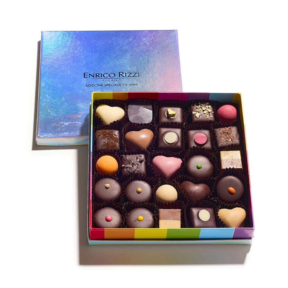 Cofanetto 25 praline Edizione Speciale 15 anni